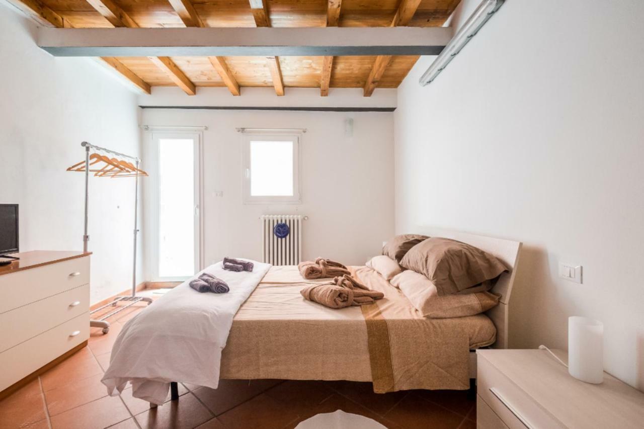 Whouse Suite Apartment Mirasole Bolonia Exterior foto